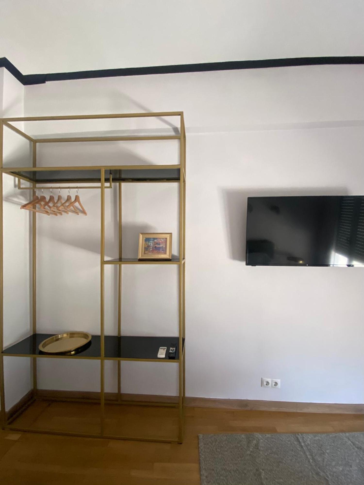 5 Rooms Athens Exterior photo
